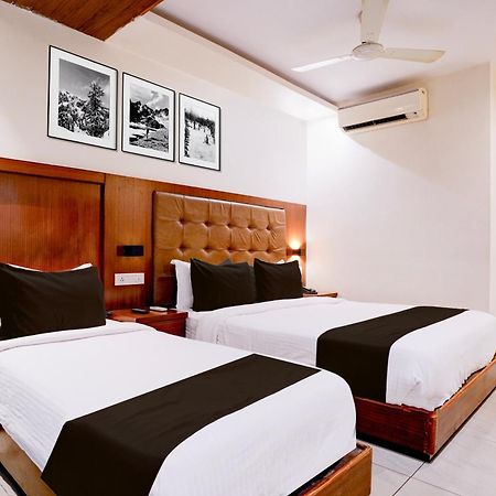 Townhouse Oak Times Square Le Western Hotel Mumbai Ngoại thất bức ảnh