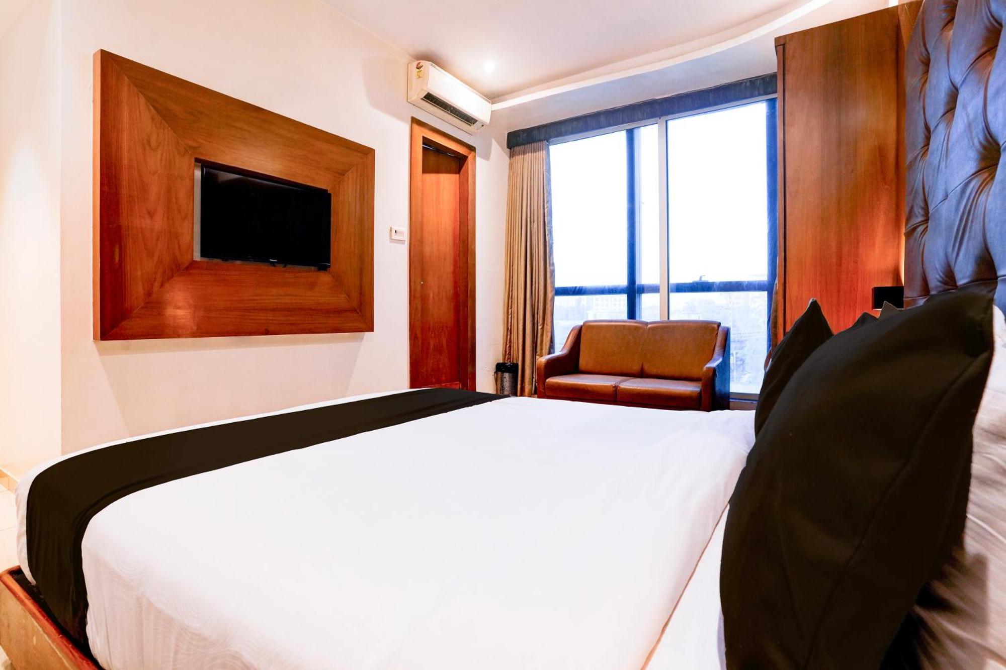 Townhouse Oak Times Square Le Western Hotel Mumbai Ngoại thất bức ảnh